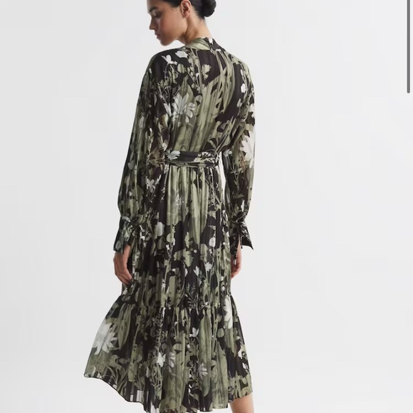 Reiss LOTTIE
FLORAL PRINT TIE NECK MIDI DRESS IN GR - Picture 4 of 4